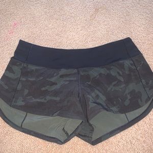camouflage lululemon shorts